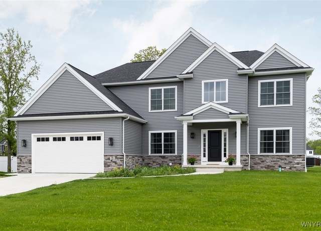 Property at 23 Wentworth Dr, Orchard Park, NY 14127, 4 beds, 2.5 baths