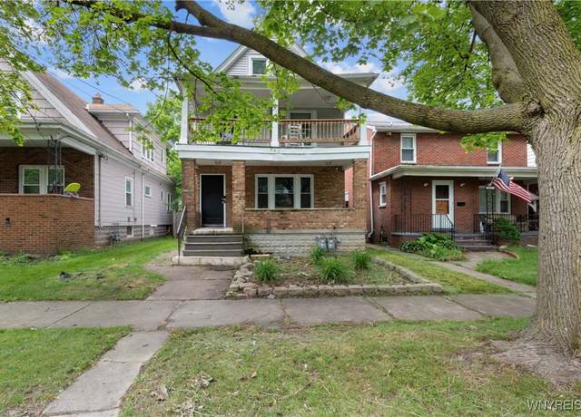 Property at 540 17th St, Niagara Falls, NY 14301, 5 beds, 2 baths