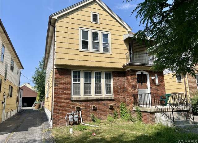 Property at 14 Saint James Rd, Cheektowaga, NY 14225, 4 beds, 2 baths
