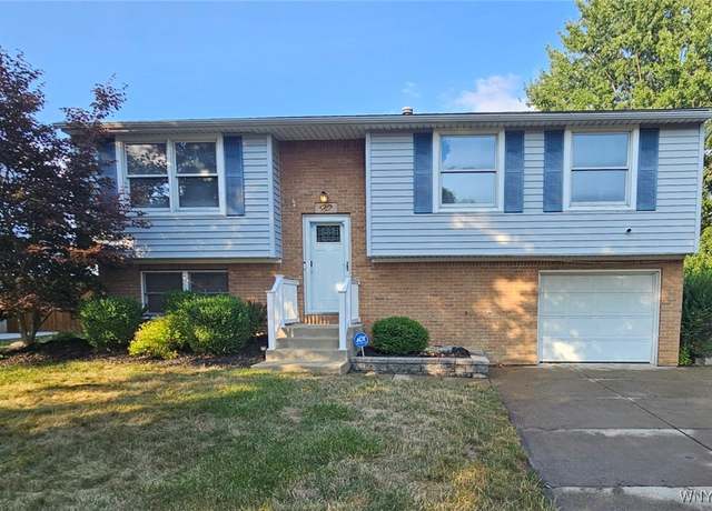 Property at 92 Chapel Glen Dr, Hamburg, NY 14075, 5 beds, 2 baths