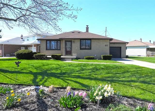 Property at 80 Laura Ct, Cheektowaga, NY 14227, 3 beds, 1 bath