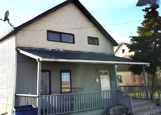 Property at 782 Smith St, Buffalo, NY 14206, 3 beds, 1 bath