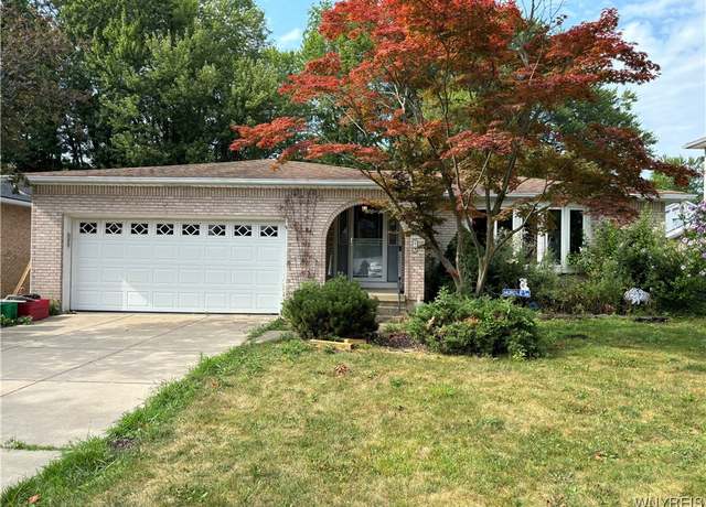 Property at 412 Belmont Ct E, North Tonawanda, NY 14120, 3 beds, 2 baths