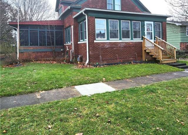 Property at 153 8th Ave, North Tonawanda, NY 14120, 5 beds, 1.5 baths