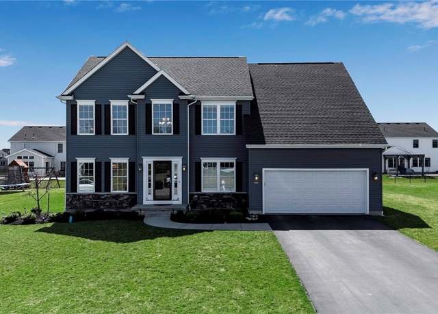 Property at 8995 Roberts Grv, Clarence, NY 14031, 4 beds, 2.5 baths