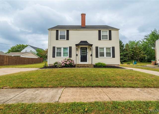 Property at 33 Matthew Ln, Cheektowaga, NY 14225, 4 beds, 2 baths
