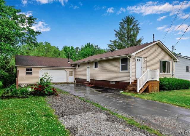 Property at 11914 Clinton St, Marilla, NY 14004, 3 beds, 1 bath