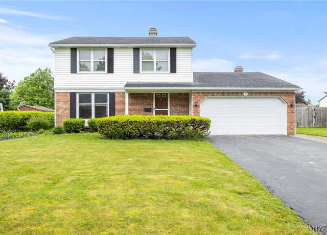 Property at 9 Ravenwood Dr, Lancaster, NY 14086, 3 beds, 1.5 baths