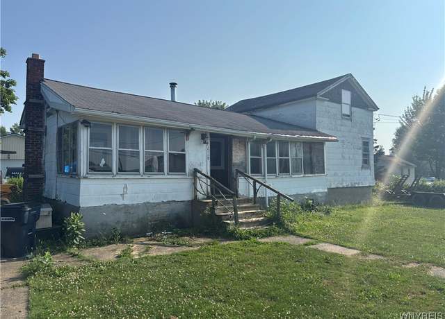 Property at 2119 School St, North Collins, NY 14111, 3 beds, 1 bath