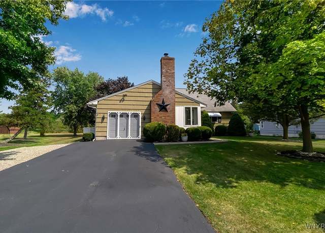 Property at 5805 Townline Rd, Cambria, NY 14132, 4 beds, 2 baths