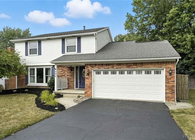 Property at 292 Oakbrook Dr, Amherst, NY 14221, 3 beds, 2.5 baths