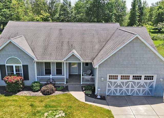 Property at 7271 Beechwood Rd, Evans, NY 14047, 3 beds, 2 baths