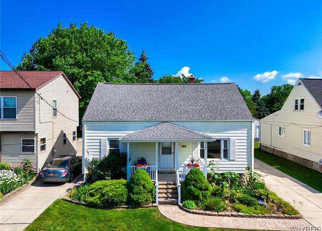 Property at 368 Cayuga Creek Rd, Cheektowaga, NY 14227, 3 beds, 2.5 baths