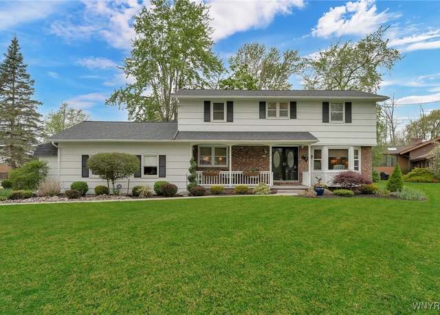 Property at 578 Alt Blvd, Grand Island, NY 14072, 3 beds, 2.5 baths