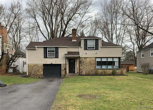 Property at 23 Meadowbrook Rd, Amherst, NY 14221, 4 beds, 2.5 baths