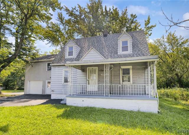 Property at 219 Center Rd, West Seneca, NY 14224, 3 beds, 2.5 baths