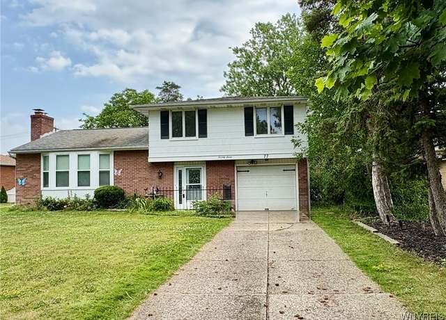 Property at 77 Monarch Dr, Amherst, NY 14226, 3 beds, 1.5 baths