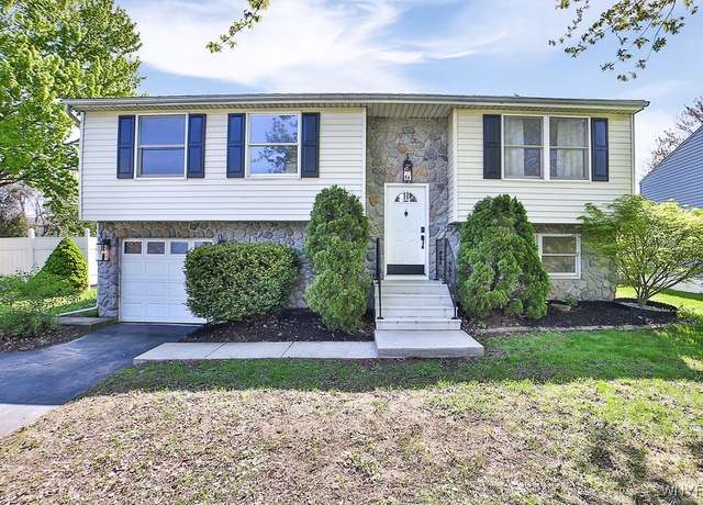Property at 7025 Academy Ln, Lockport-town, NY 14094, 3 beds, 1.5 baths