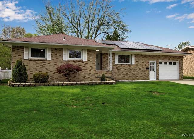 Property at 30 Ashford Pl, Lancaster, NY 14043, 2 beds, 1 bath