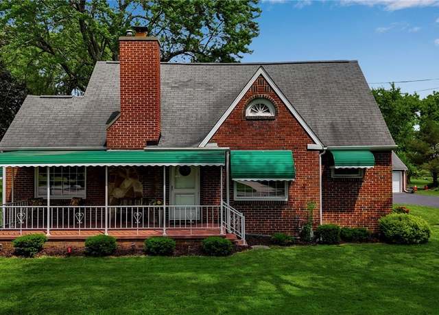 Property at 534 Aurora St St, Lancaster, NY 14086, 4 beds, 1.5 baths