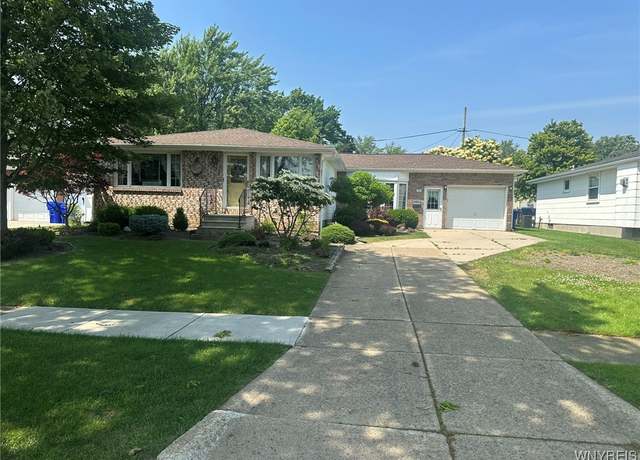 Property at 52 Bernice Dr, West Seneca, NY 14224, 3 beds, 2 baths