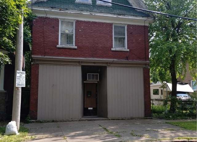 Property at 1773 Falls St, Niagara Falls, NY 14303, 2 beds, 1 bath