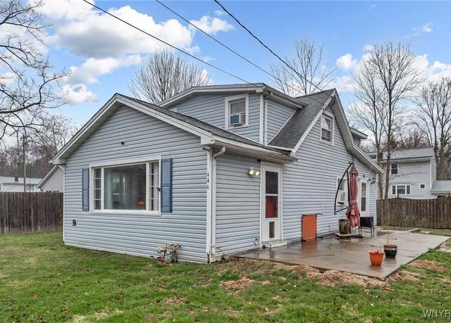 Property at 446 Jefferson Ave, Evans, NY 14006, 3 beds, 1 bath