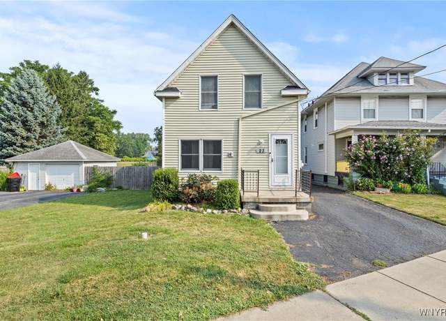 Property at 23 Saint John St, Lancaster, NY 14086, 3 beds, 1.5 baths
