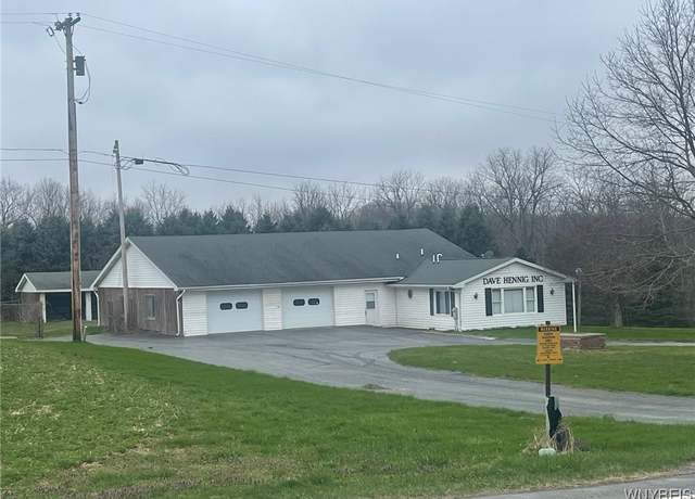 Property at 1068 Meiser Rd, Alabama, NY 14036, 1 bed, 1.5 baths