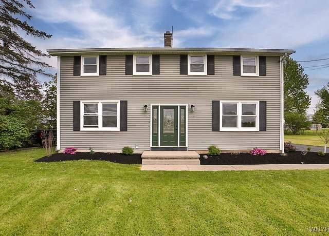 Property at 6648 Errick Rd, Wheatfield, NY 14120, 4 beds, 2 baths