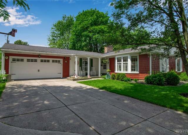 Property at 20 Glenbourne Ct, Amherst, NY 14221, 3 beds, 2 baths
