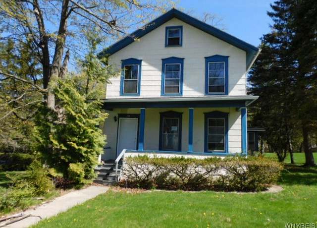 Property at 26 Robinson St, Hanover, NY 14136, 4 beds, 1.5 baths