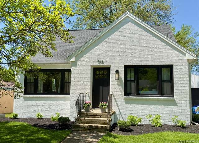 Property at 346 Charlotte Ave, Hamburg, NY 14075, 3 beds, 1 bath