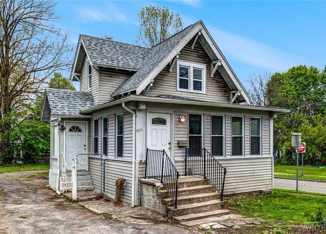 Property at 3912 Bailey Ave, Amherst, NY 14226, 3 beds, 2 baths