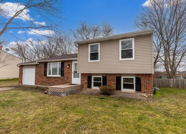 Property at 285 Tracey Ln, Grand Island, NY 14072, 3 beds, 1.5 baths