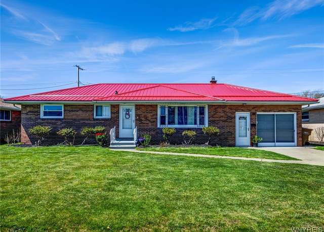Property at 33 Vern Ln, Cheektowaga, NY 14227, 3 beds, 1 bath