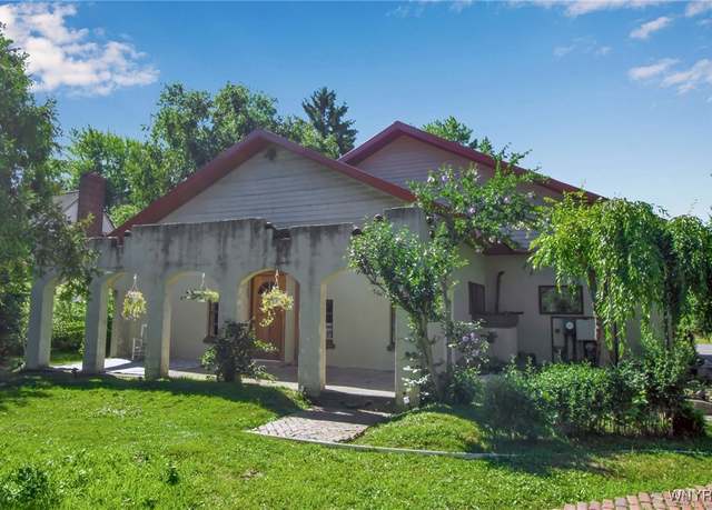 Property at 7072 Chestnut Ridge Rd, Lockport Town, NY 14094, 3 beds, 1 bath