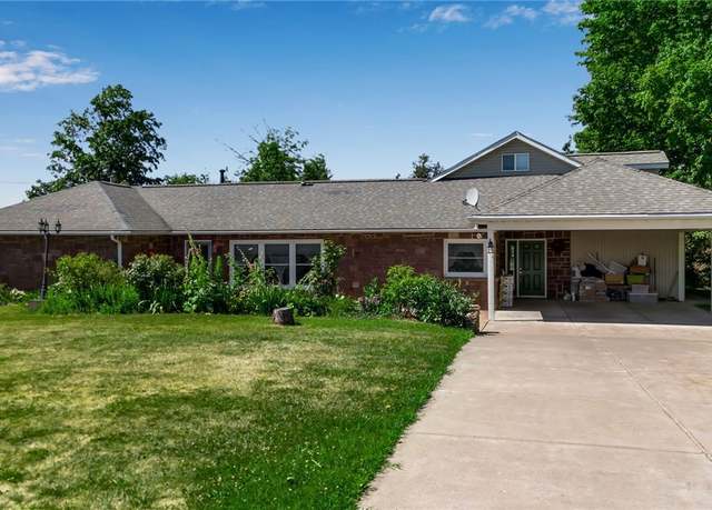 Property at 6293 E Lake Rd, Newfane, NY 14028, 5 beds, 3 baths