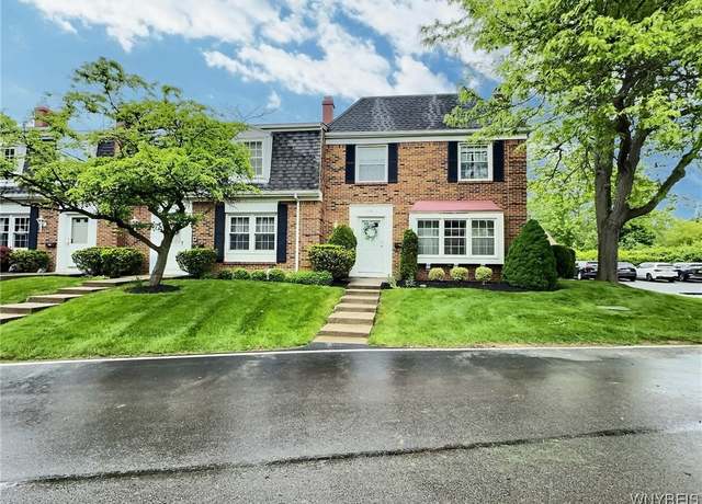 Property at 150 Hickory Hill Rd, Amherst, NY 14221, 3 beds, 2.5 baths