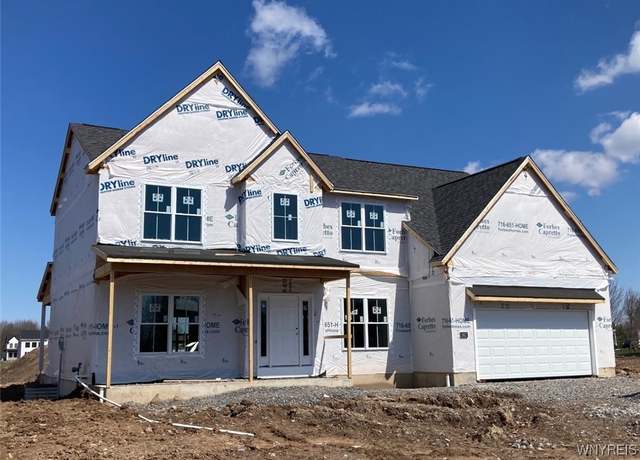 Property at 5637 Dorothy Cir, Clarence, NY 14032, 4 beds, 2.5 baths