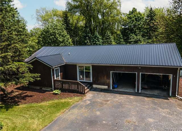 Property at 1763 Lake Rd, Porter, NY 14174, 4 beds, 2 baths