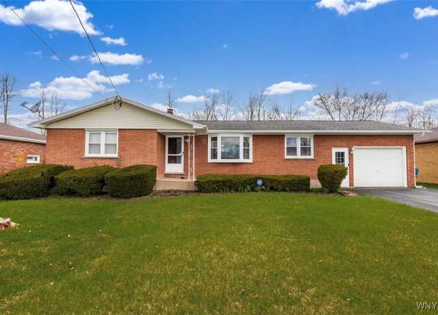 Property at 8636 3rd Ave, Niagara, NY 14304, 3 beds, 1.5 baths