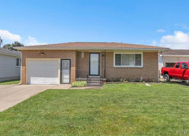 Property at 190 Gary Ln, Cheektowaga, NY 14227, 3 beds, 1 bath