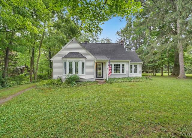 Property at 7709 Olean Rd, Holland, NY 14080, 3 beds, 1.5 baths