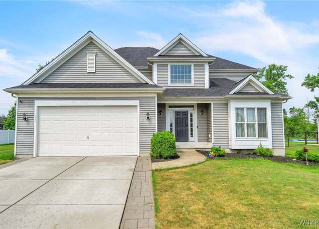 Property at 111 Caldwell Dr, West Seneca, NY 14224, 4 beds, 2.5 baths
