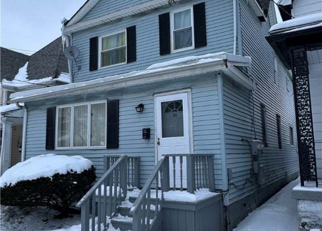 Property at 151 Howell St, Buffalo, NY 14207, 5 beds, 3 baths