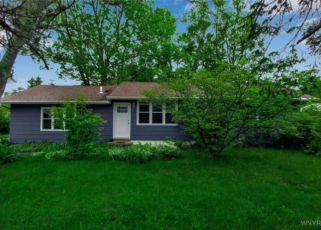 Property at 4018 Monroe Ave, Hamburg, NY 14075, 3 beds, 2 baths