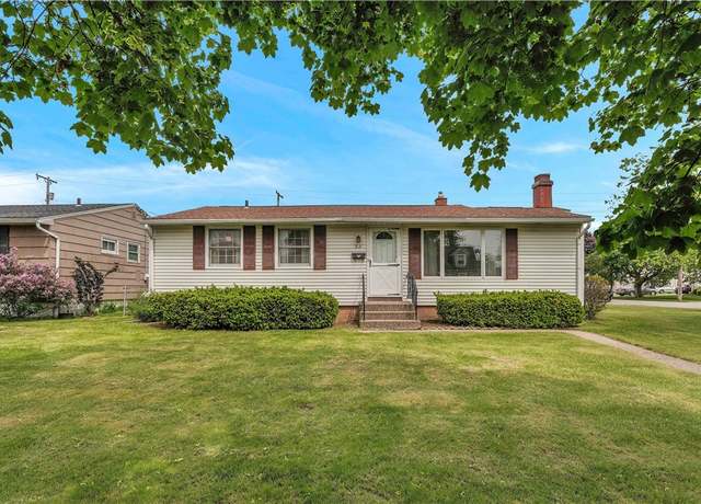 Property at 63 Princeton Ct, Cheektowaga, NY 14225, 3 beds, 1.5 baths