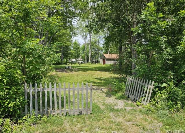 Property at 9465 Gray St, Evans, NY 14006
