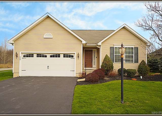 Property at 549 Riverwalk Dr, Lewiston, NY 14174, 3 beds, 2 baths
